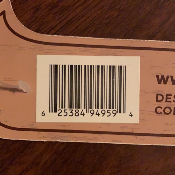 Black Canada tee - Picture 2 of 2